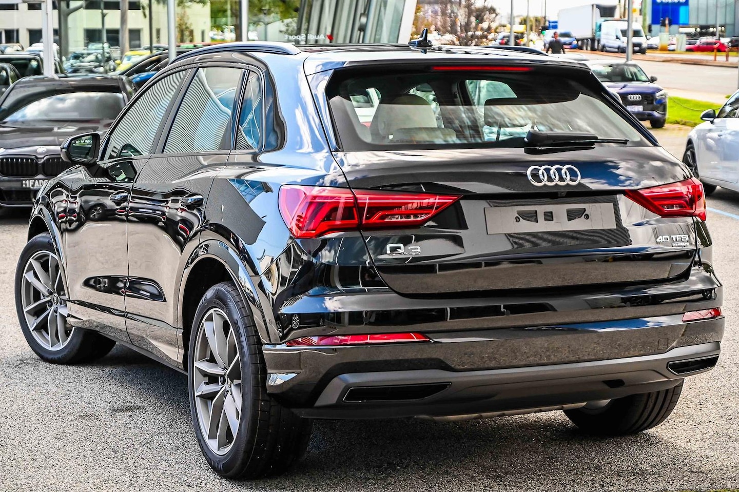 Image about Audi Q3 40 TFSI quattro S tronic