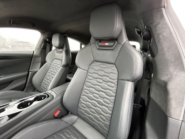 2026 Audi RS e-tron GT Performance Base - Photo 17