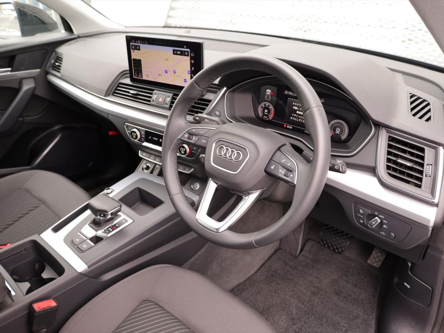 Image about Audi Q5 Sportback 40 TDI quattro advanced