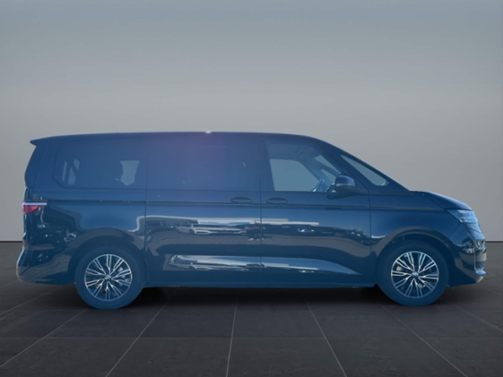 Volkswagen Multivan Langversion Basis-Modell