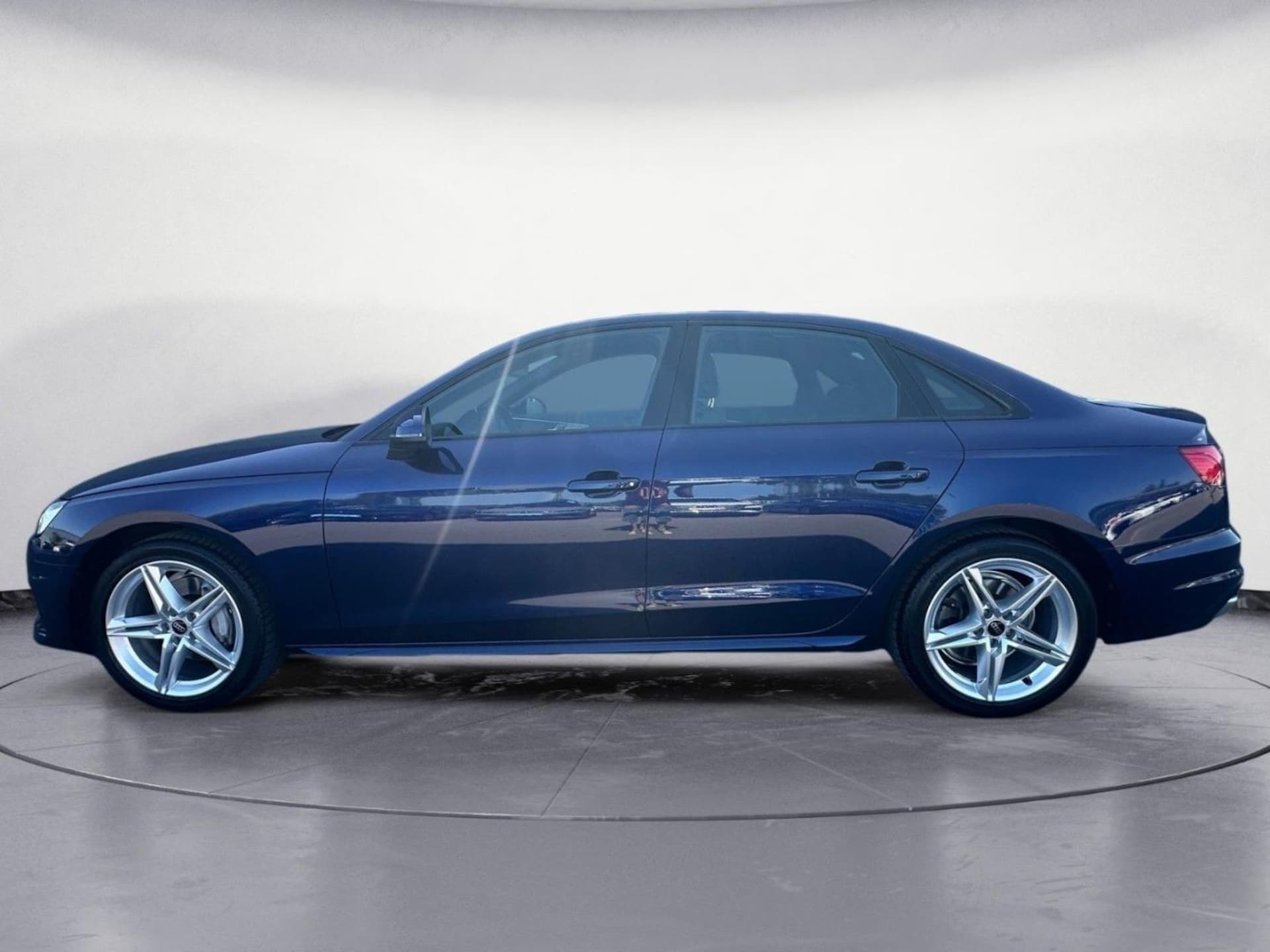 Audi A4 Limousine Advanced