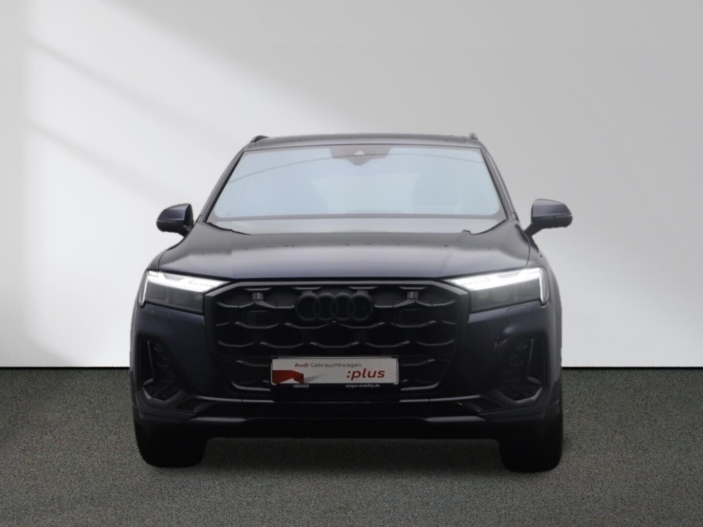 Image about Audi Q7 SUV S line 50 TDI quattro tiptronic