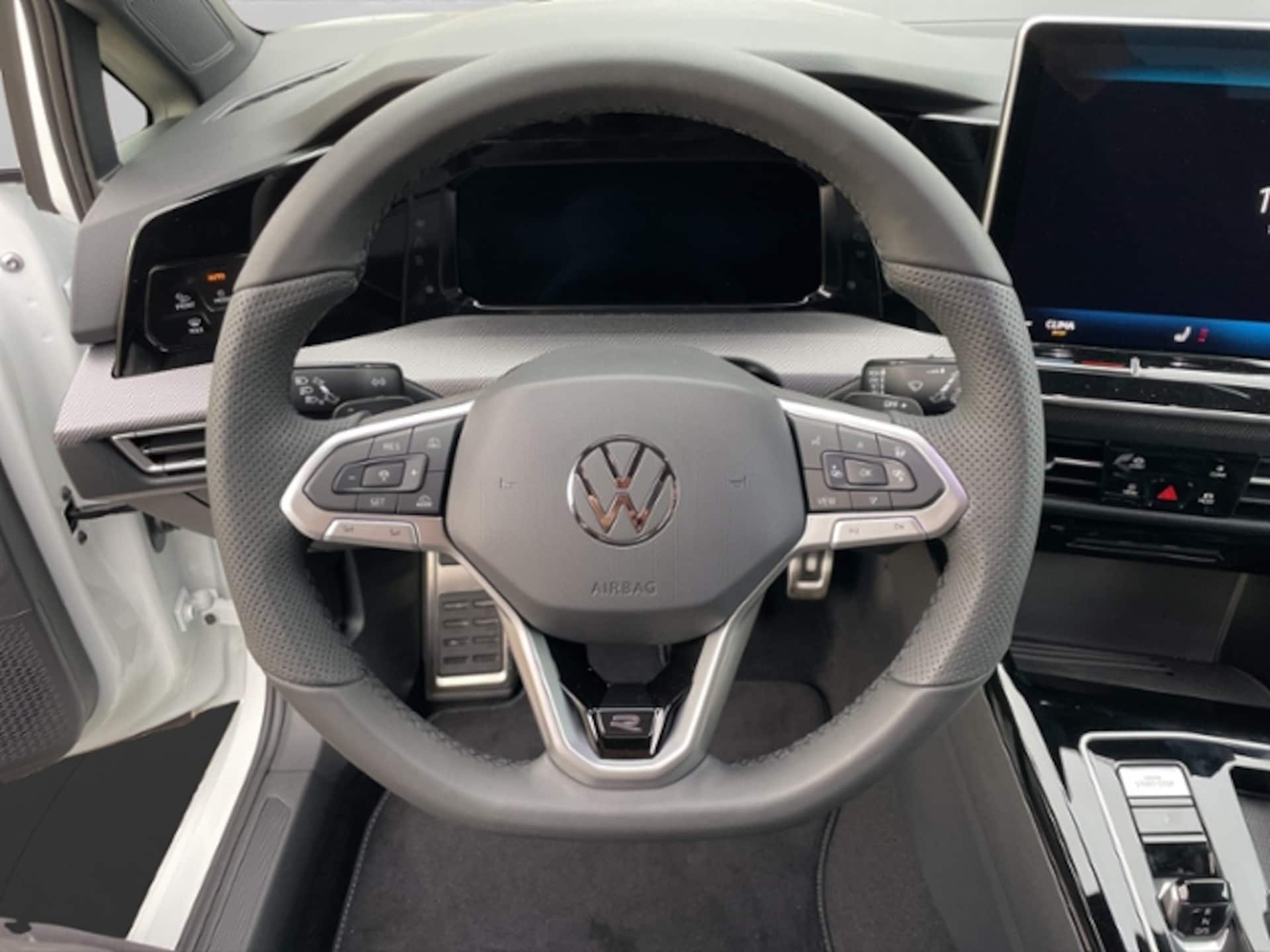 Volkswagen Golf Variant R-Line