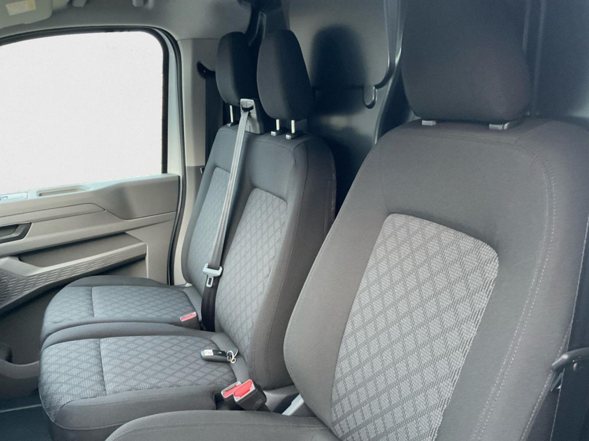 Volkswagen Transporter Kasten kurzer Radstand