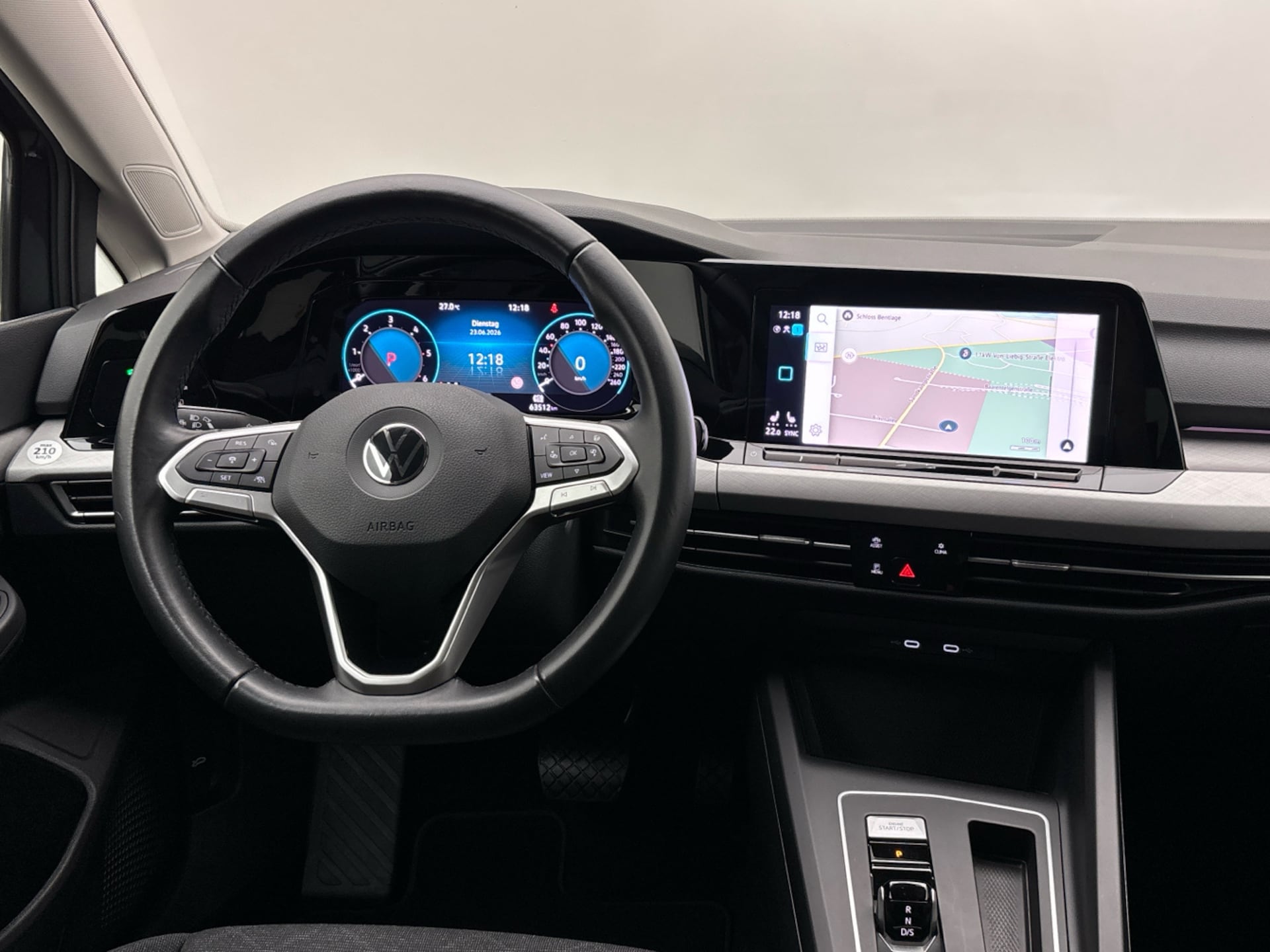 Volkswagen Golf Variant Life