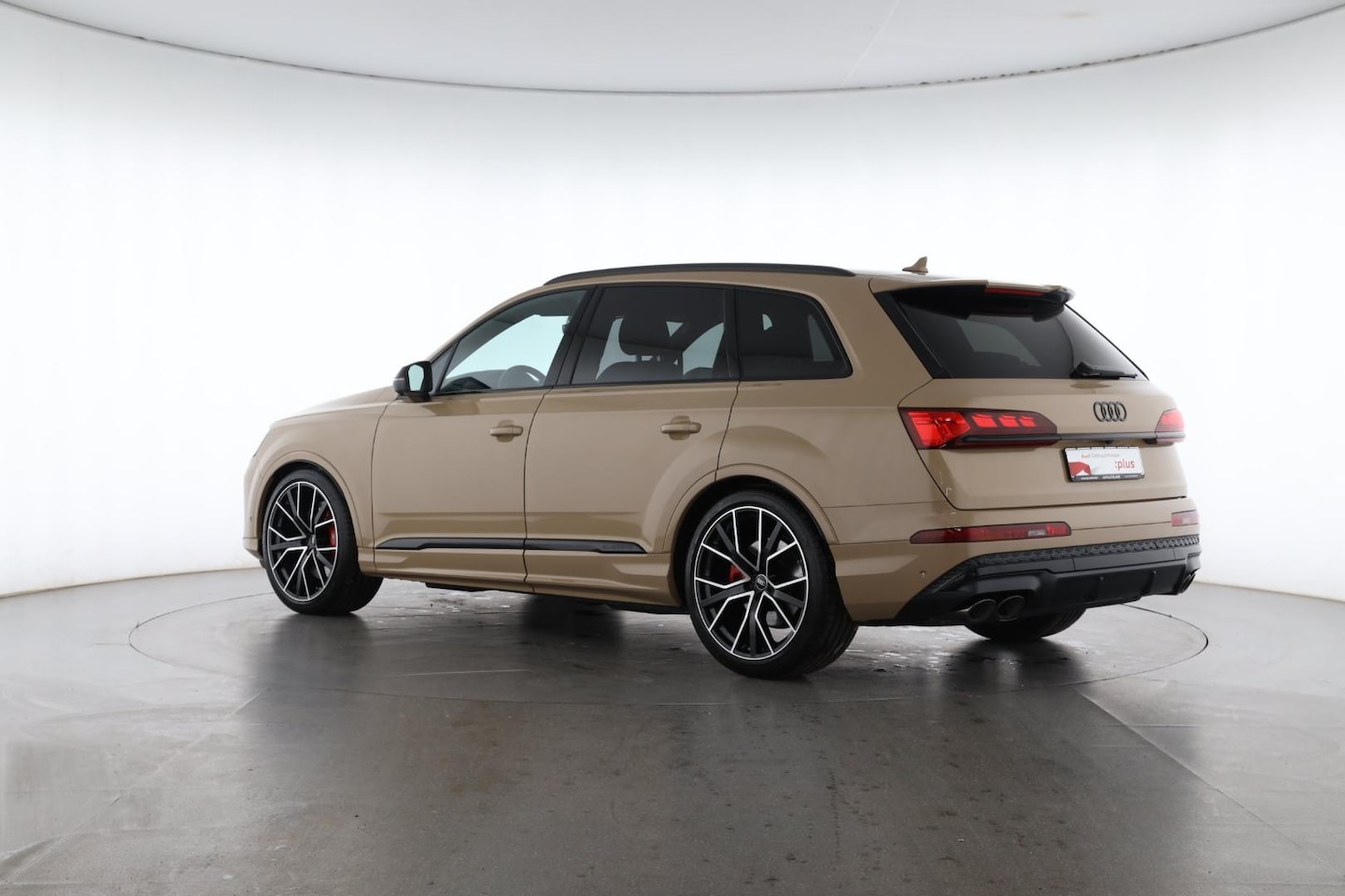 Bild über Audi SQ7 SUV TFSI quattro 373 kW tiptronic - für weitere Informationen kontaktieren Sie den Audi Partner