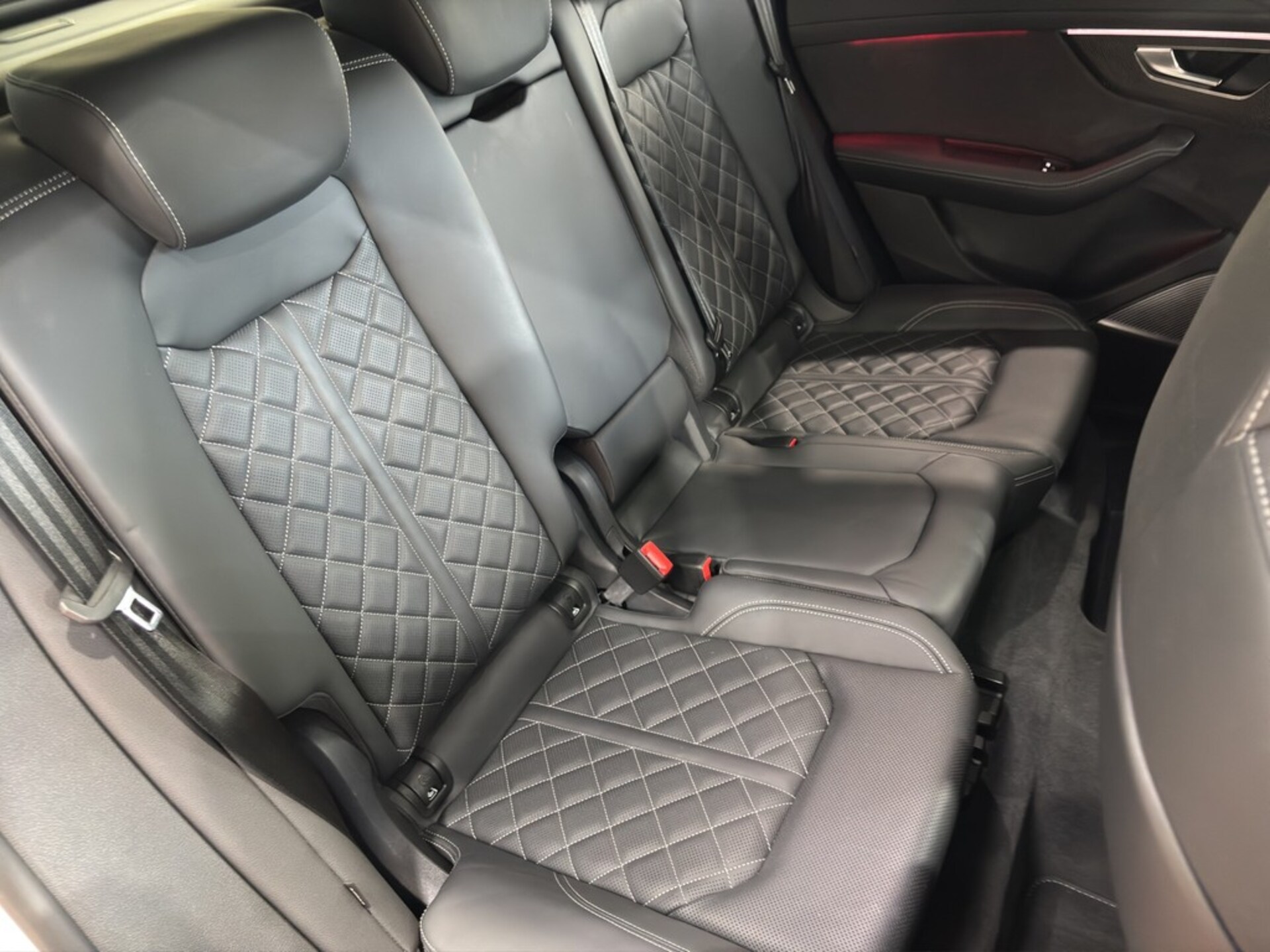 Audi SQ8 SUV