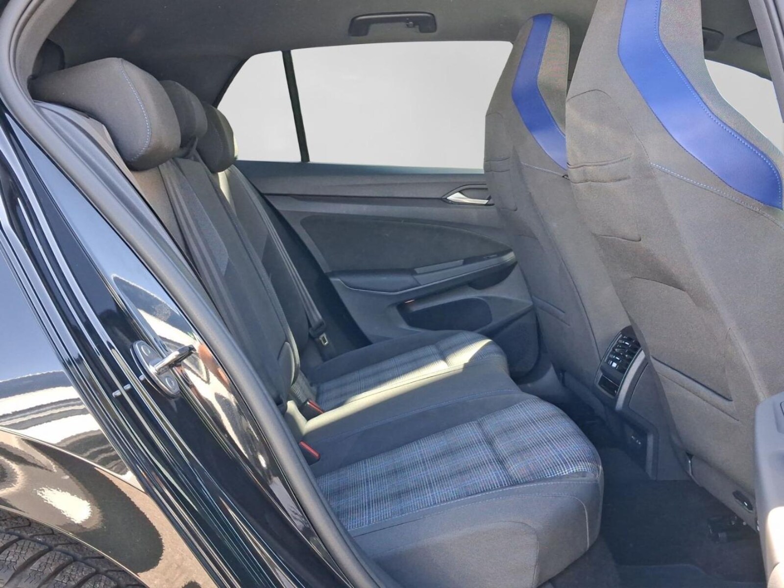 Volkswagen Golf – Bild 6