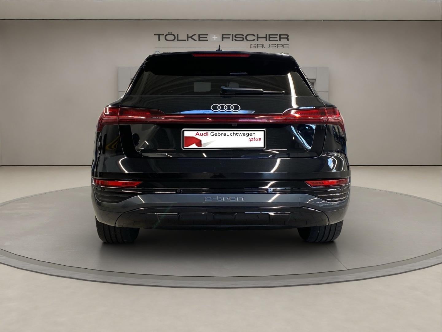 Bild über Audi Q8 e-tron advanced 50 e-tron quattro - für weitere Informationen kontaktieren Sie den Audi Partner