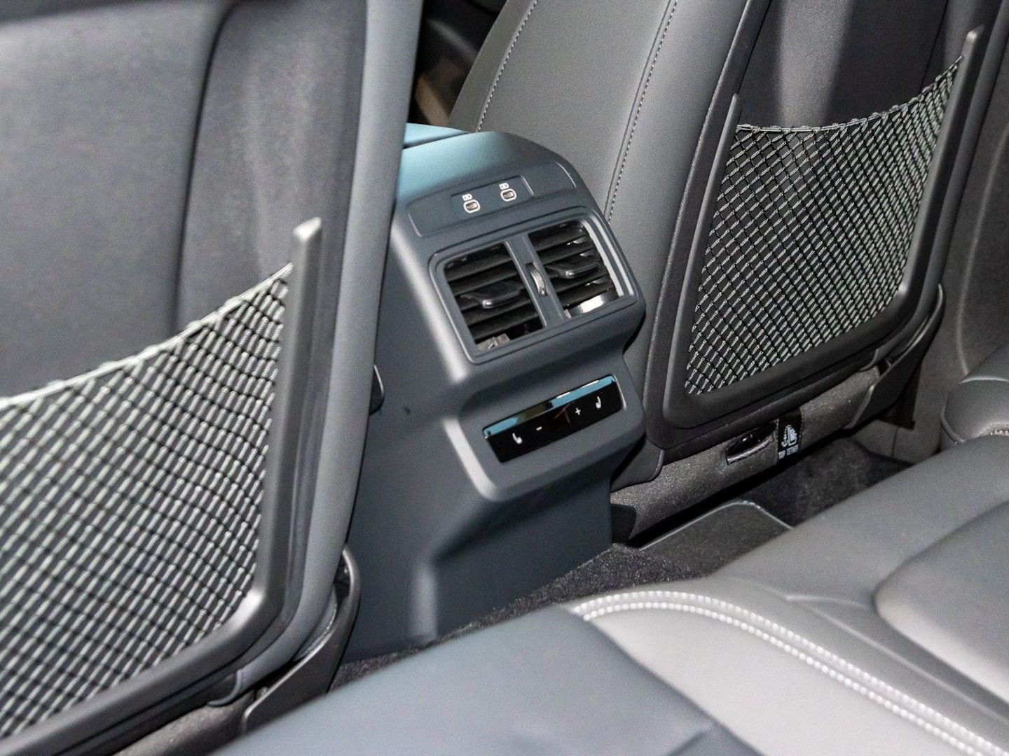 Bild über Audi Q5 Sportback TDI quattro 150 kW S tronic - für weitere Informationen kontaktieren Sie den Audi Partner