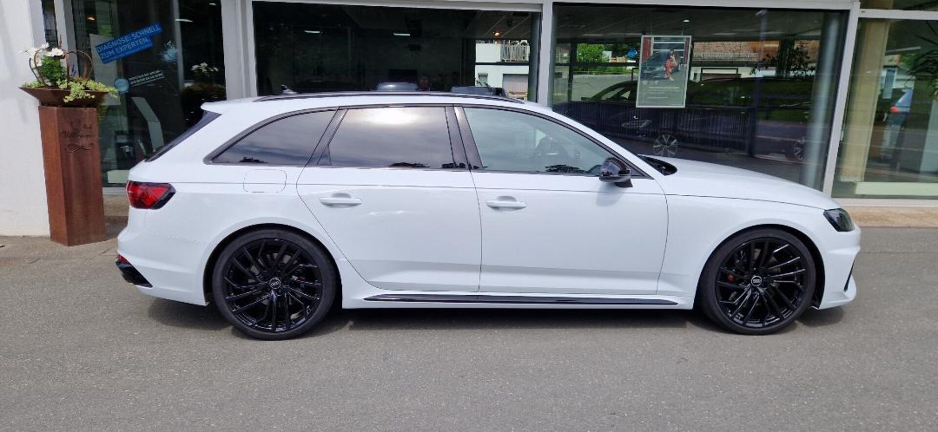 Audi RS 4 Avant