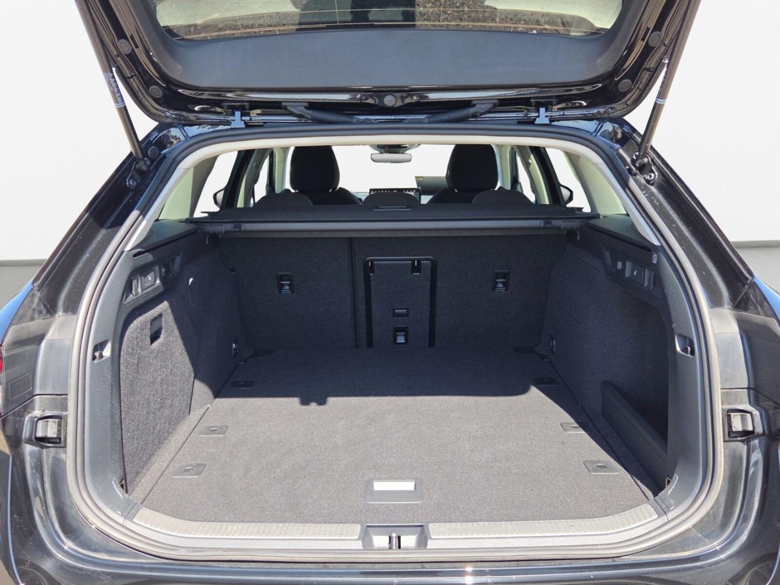Škoda Superb Combi – Bild 12
