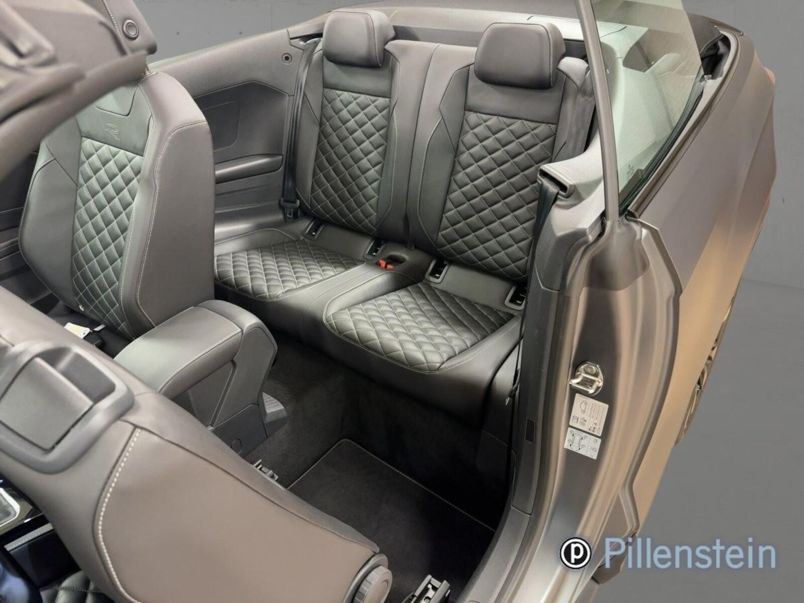 Volkswagen T-Roc Cabriolet – Bild 8