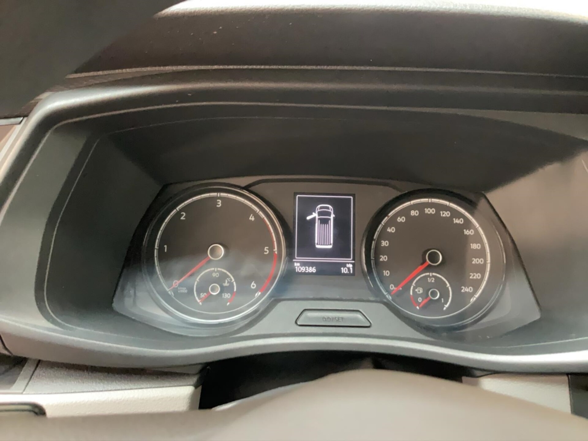 Volkswagen T6.1 Transporter Kombi langer Radstand
