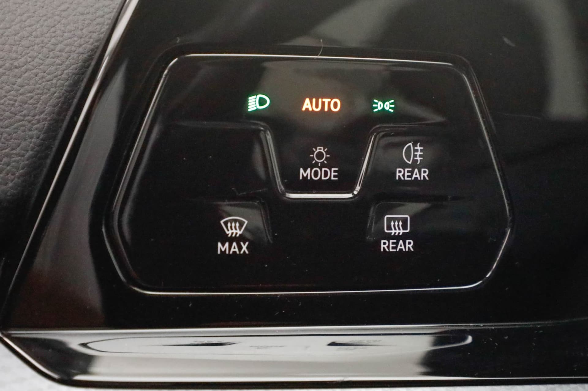 Volkswagen Golf Active