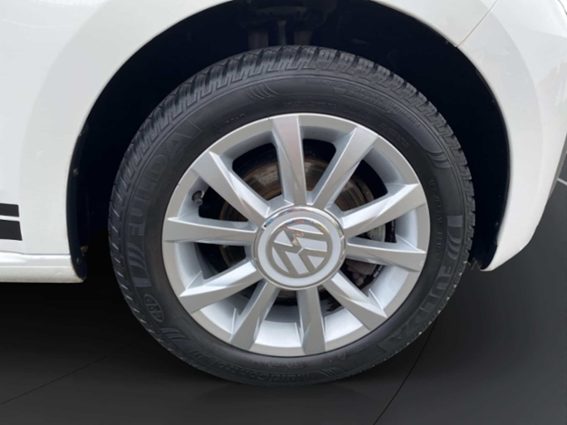 Volkswagen up! move up!