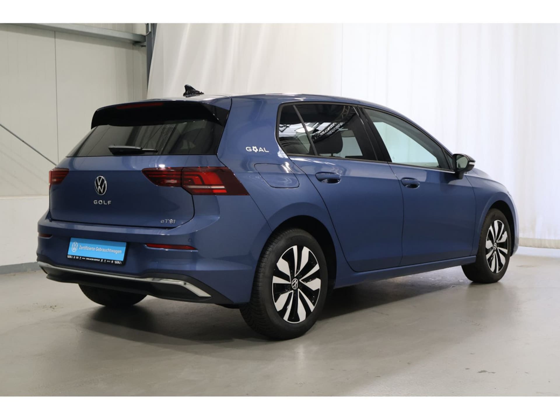 Volkswagen Golf Life