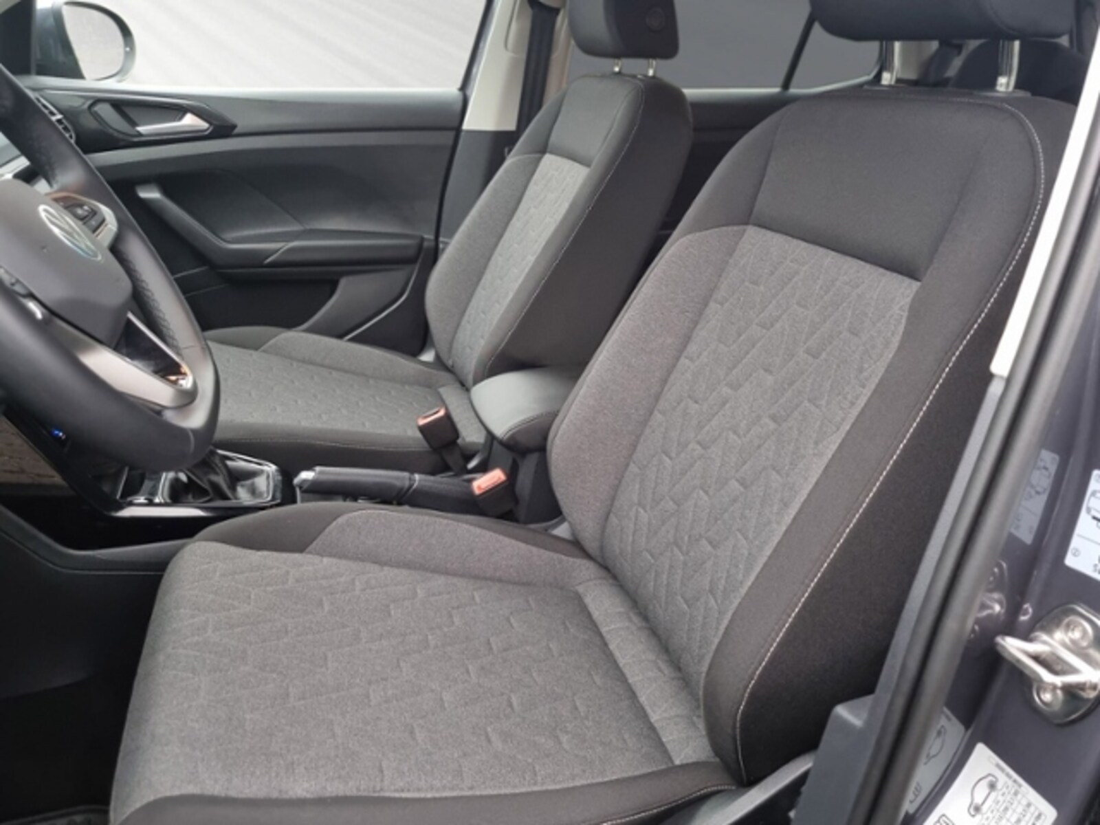 Volkswagen T-Cross – Bild 10