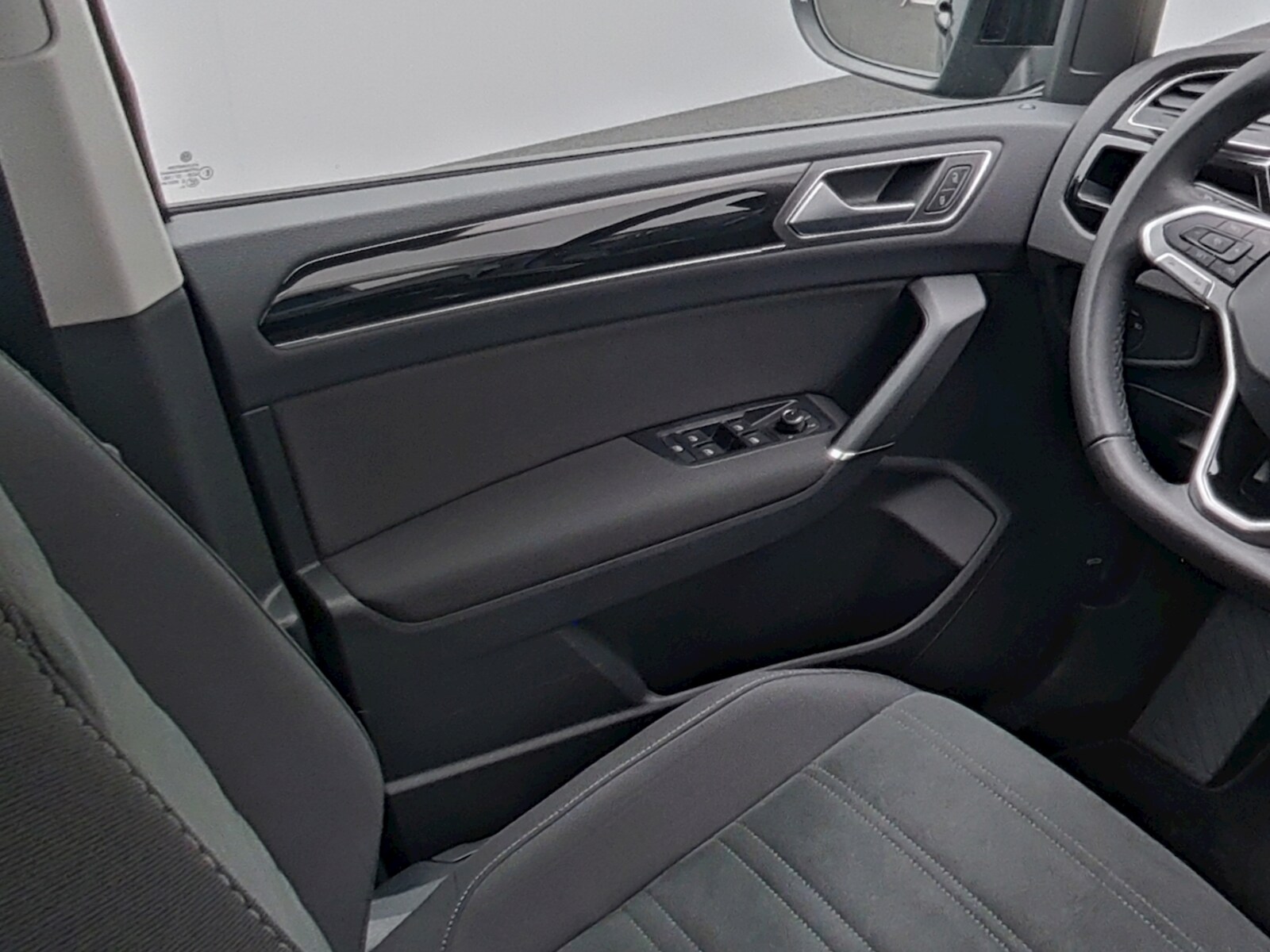 Volkswagen Touran – Bild 12