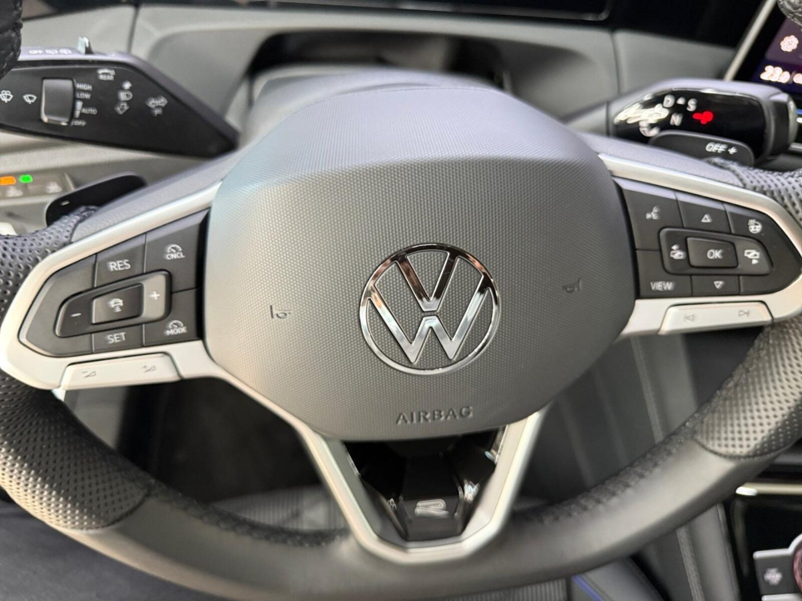 Volkswagen Tiguan – Bild 19