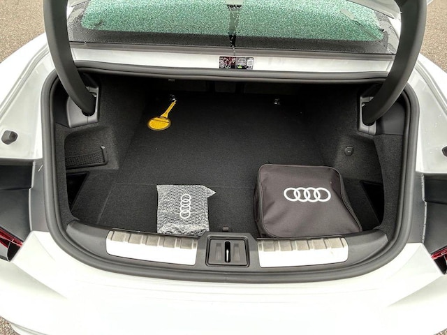 2026 Audi RS e-tron GT Performance Base - Photo 73