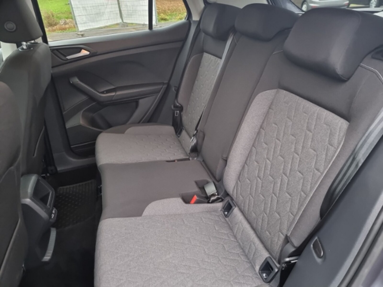Volkswagen T-Cross – Bild 11