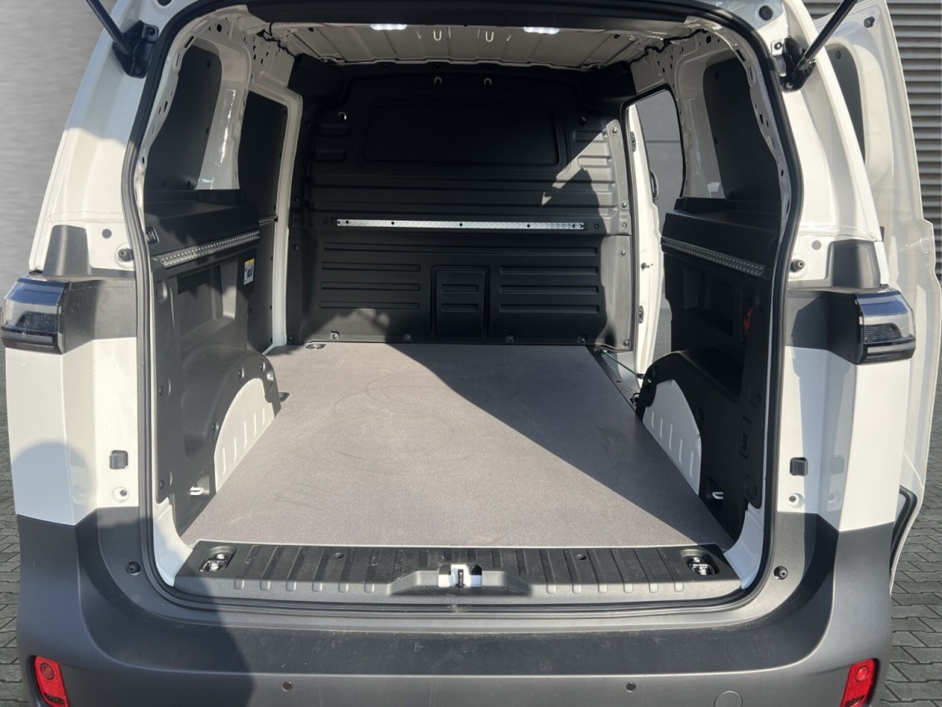 Volkswagen ID. Buzz Cargo Basis-Modell