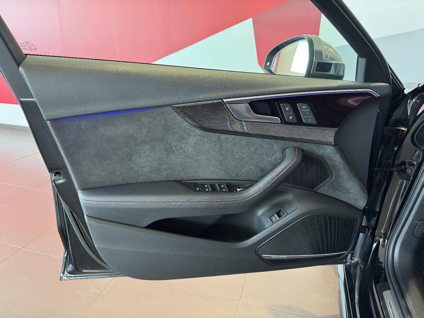 Image about Audi S4 Avant S4 Avant TDI 255 kW (347 ch) tiptronic