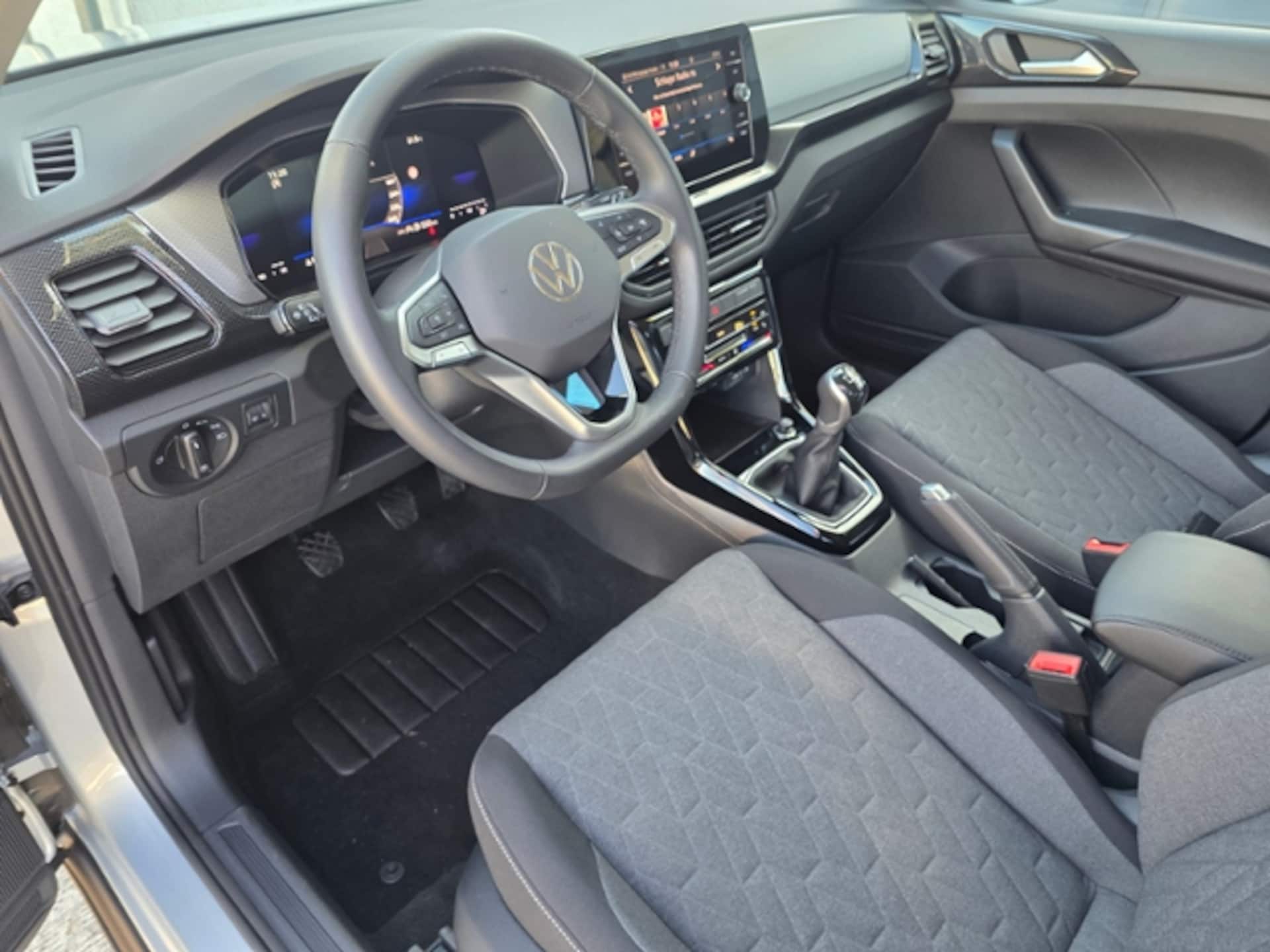 Volkswagen T-Cross Life