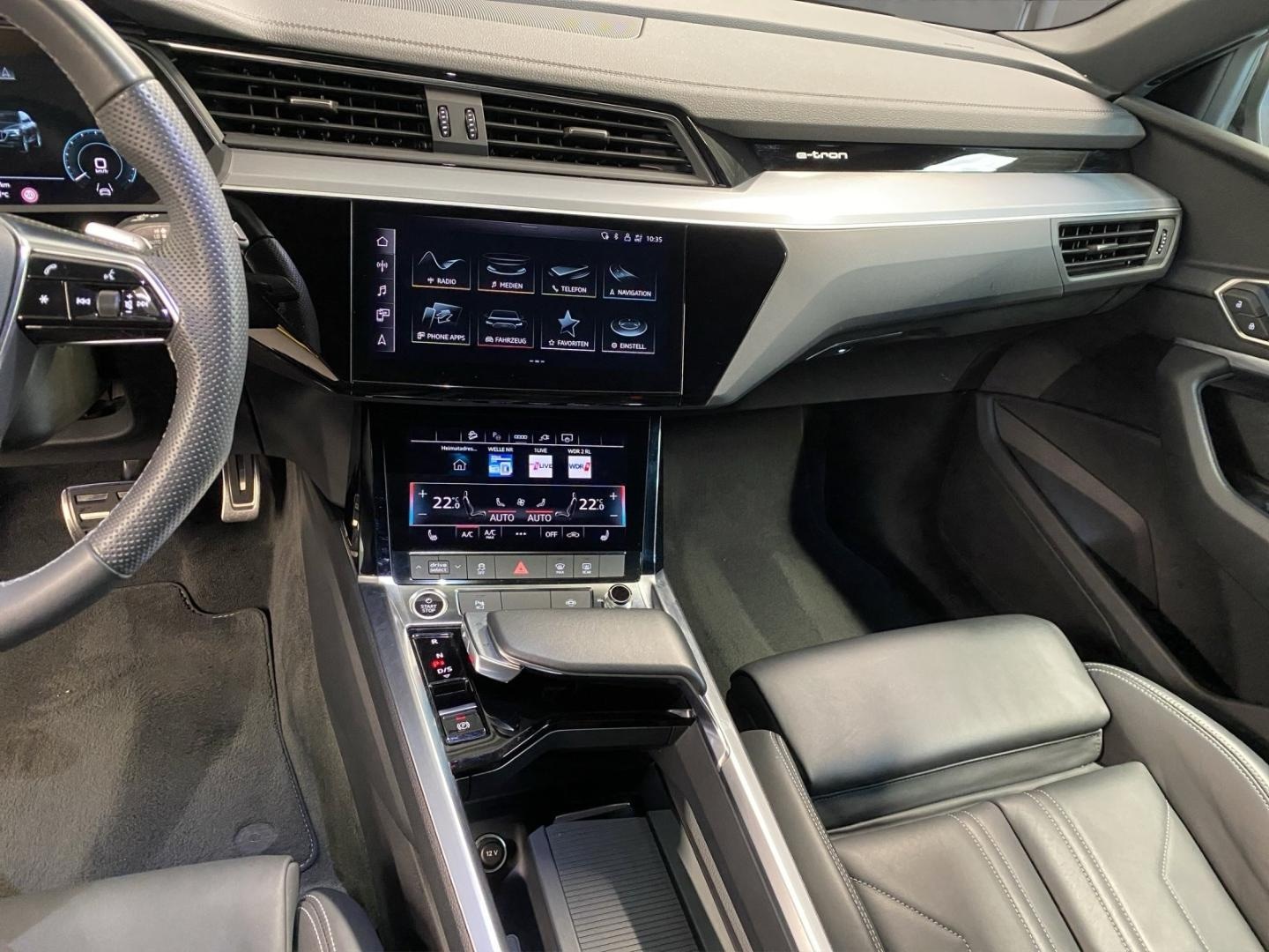 Bild über Audi Q8 e-tron advanced 50 e-tron quattro - für weitere Informationen kontaktieren Sie den Audi Partner