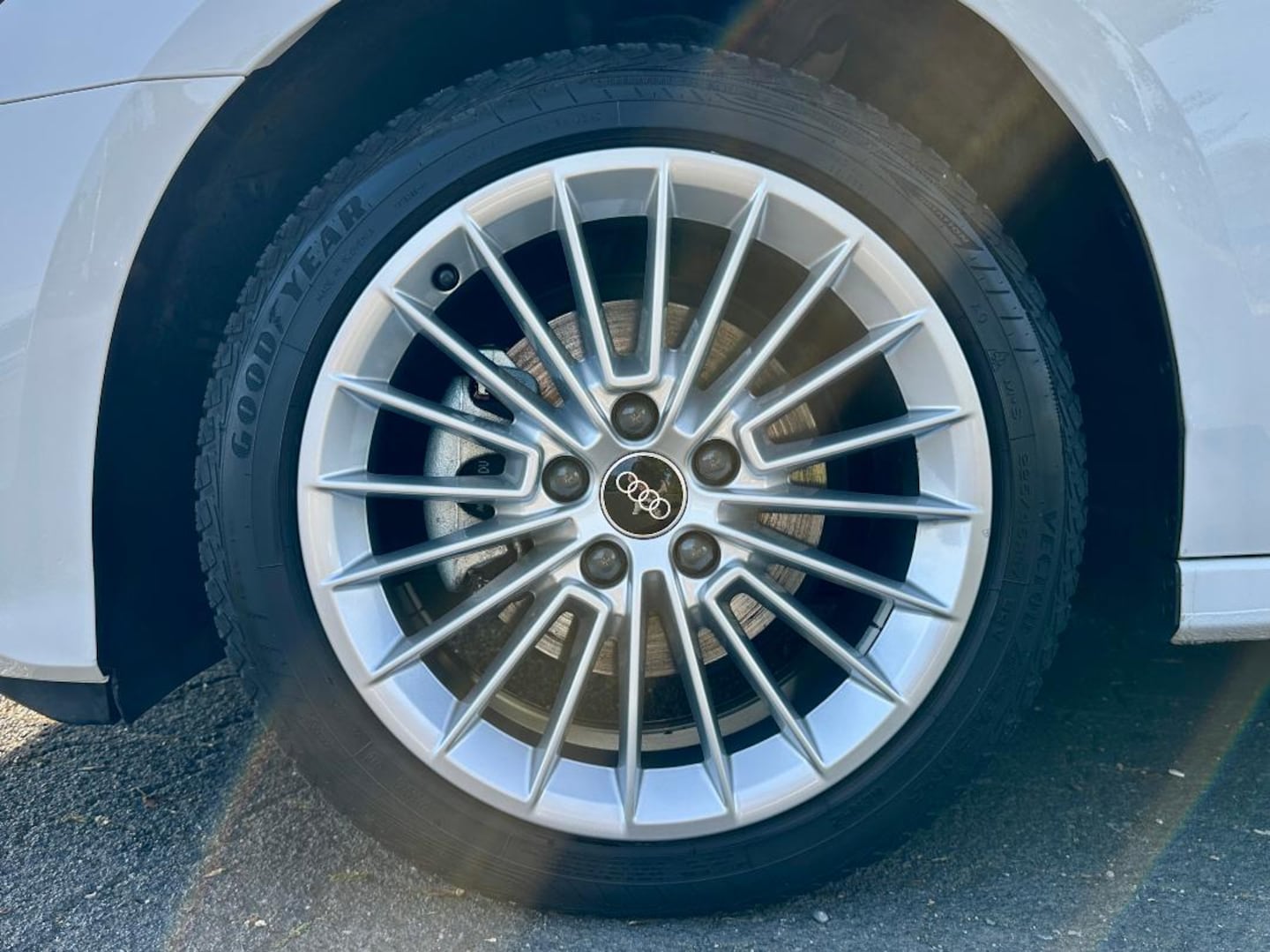 Bild über Audi A3 Sportback advanced 30 TFSI S tronic - für weitere Informationen kontaktieren Sie den Audi Partner