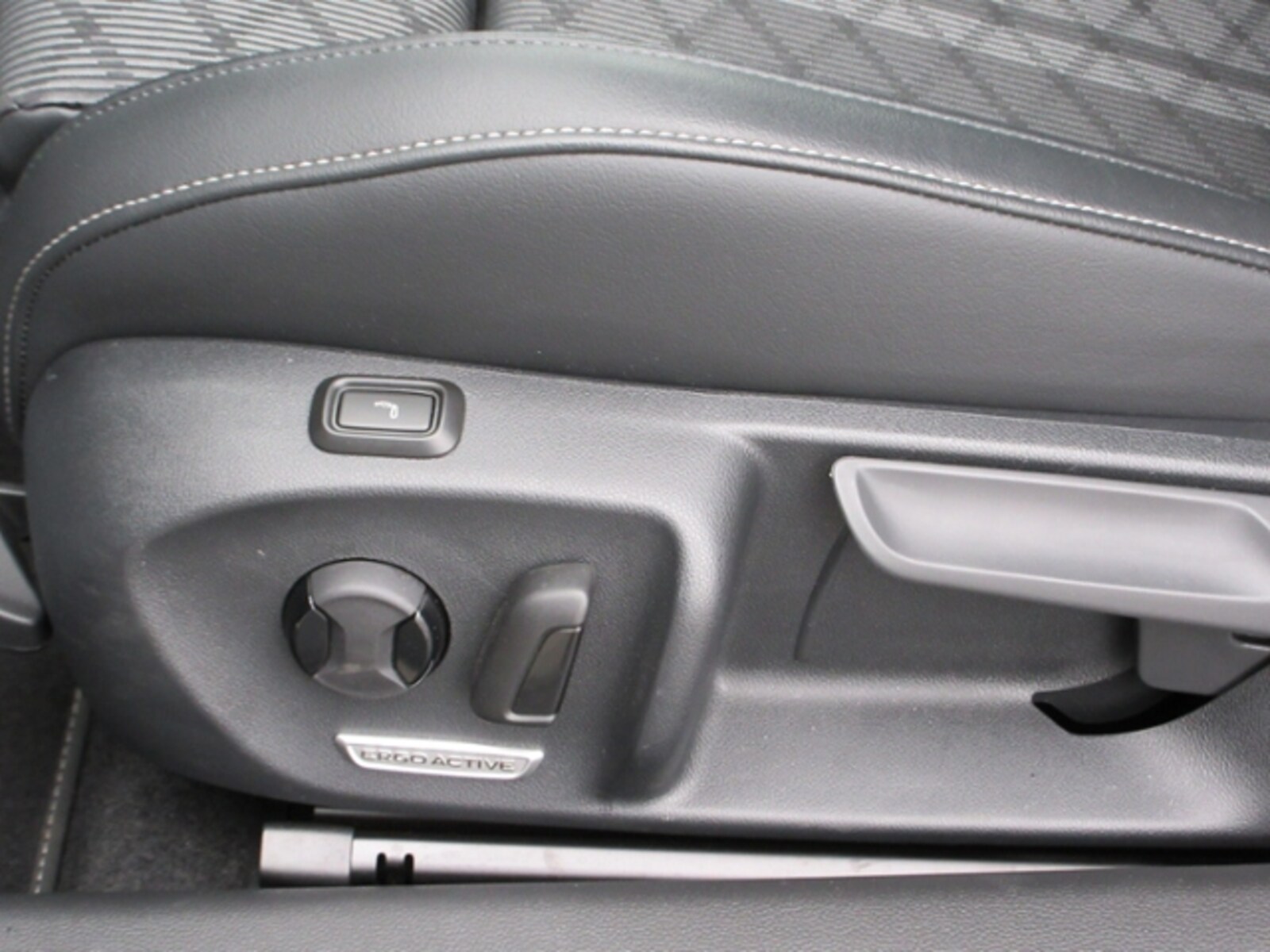 Volkswagen Passat – Bild 14