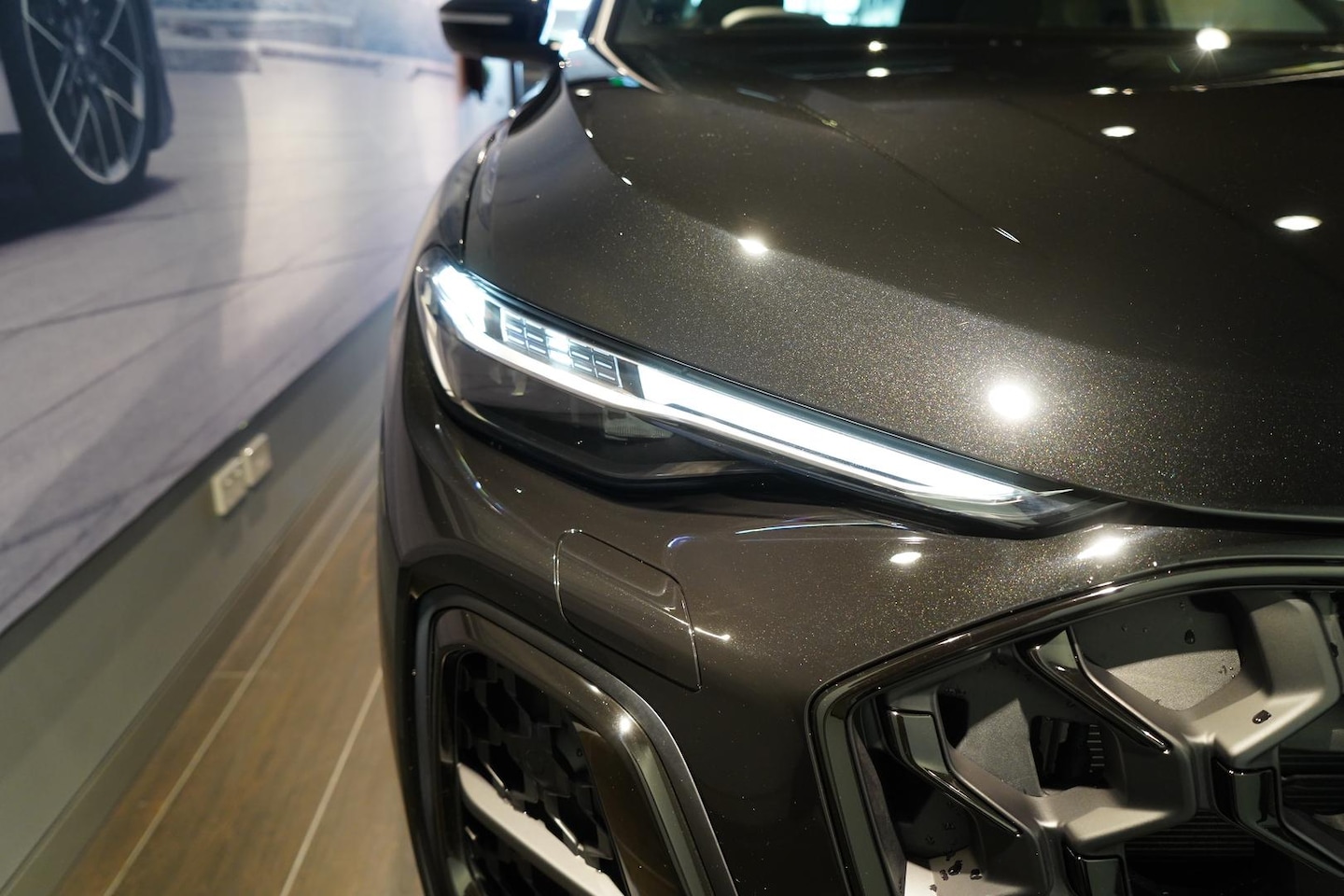 Image about Audi Q5 SUV e-hybrid quattro S tronic