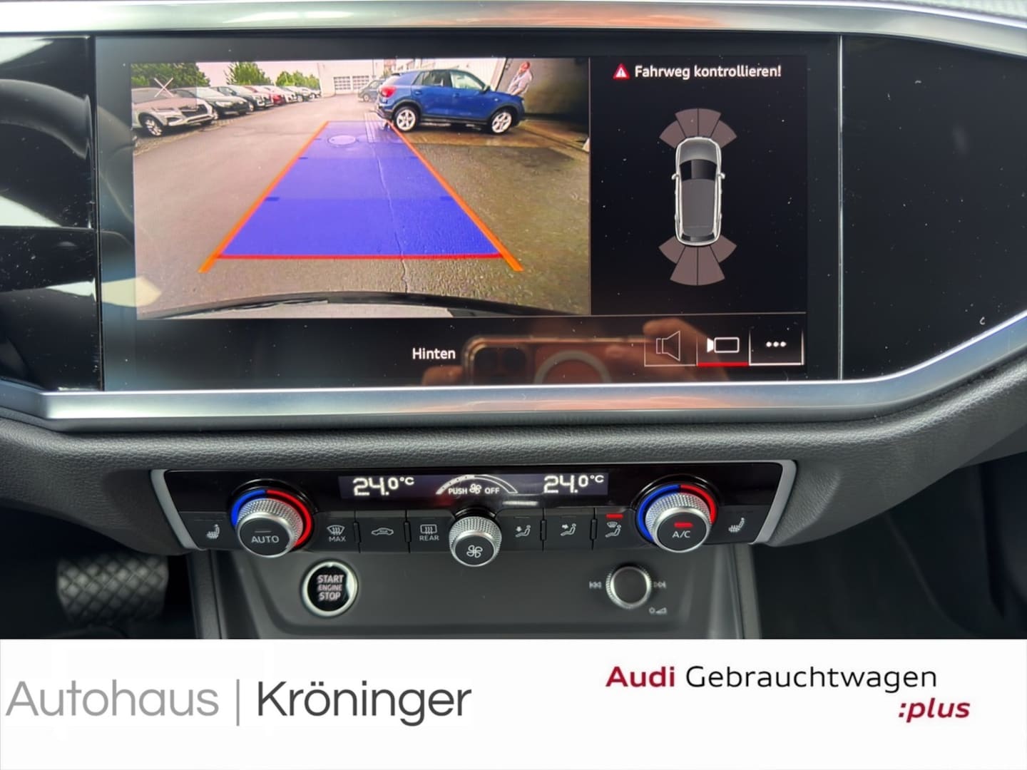 Bild über Audi Q3 advanced 35 TFSI S tronic - für weitere Informationen kontaktieren Sie den Audi Partner