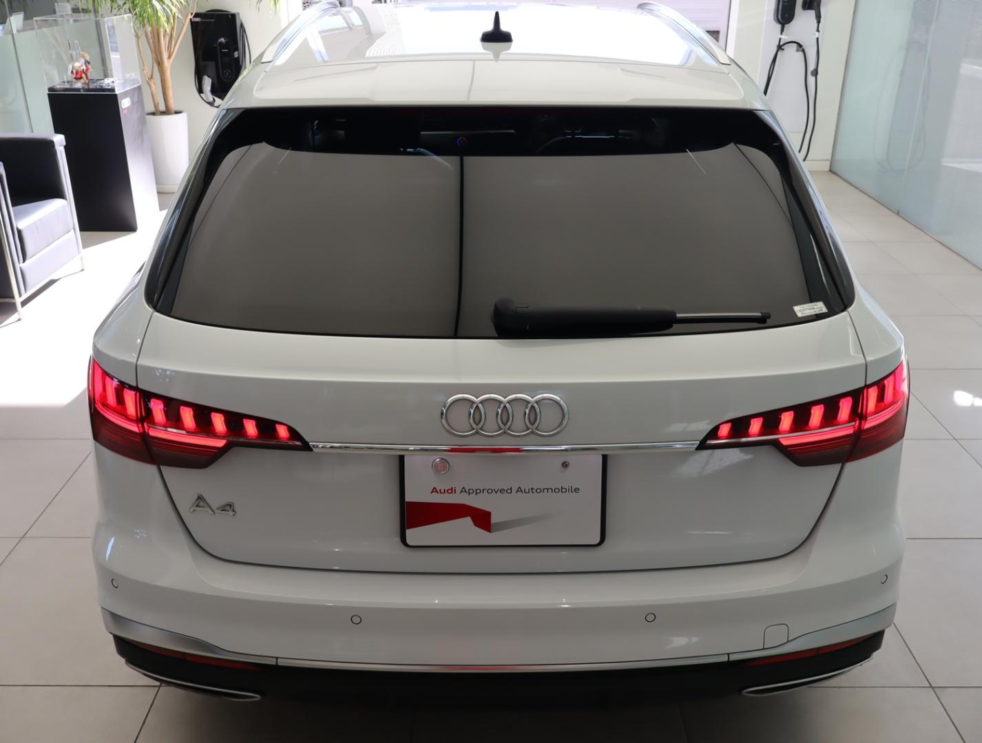 Image about Audi A4 Avant 35 TDI S line