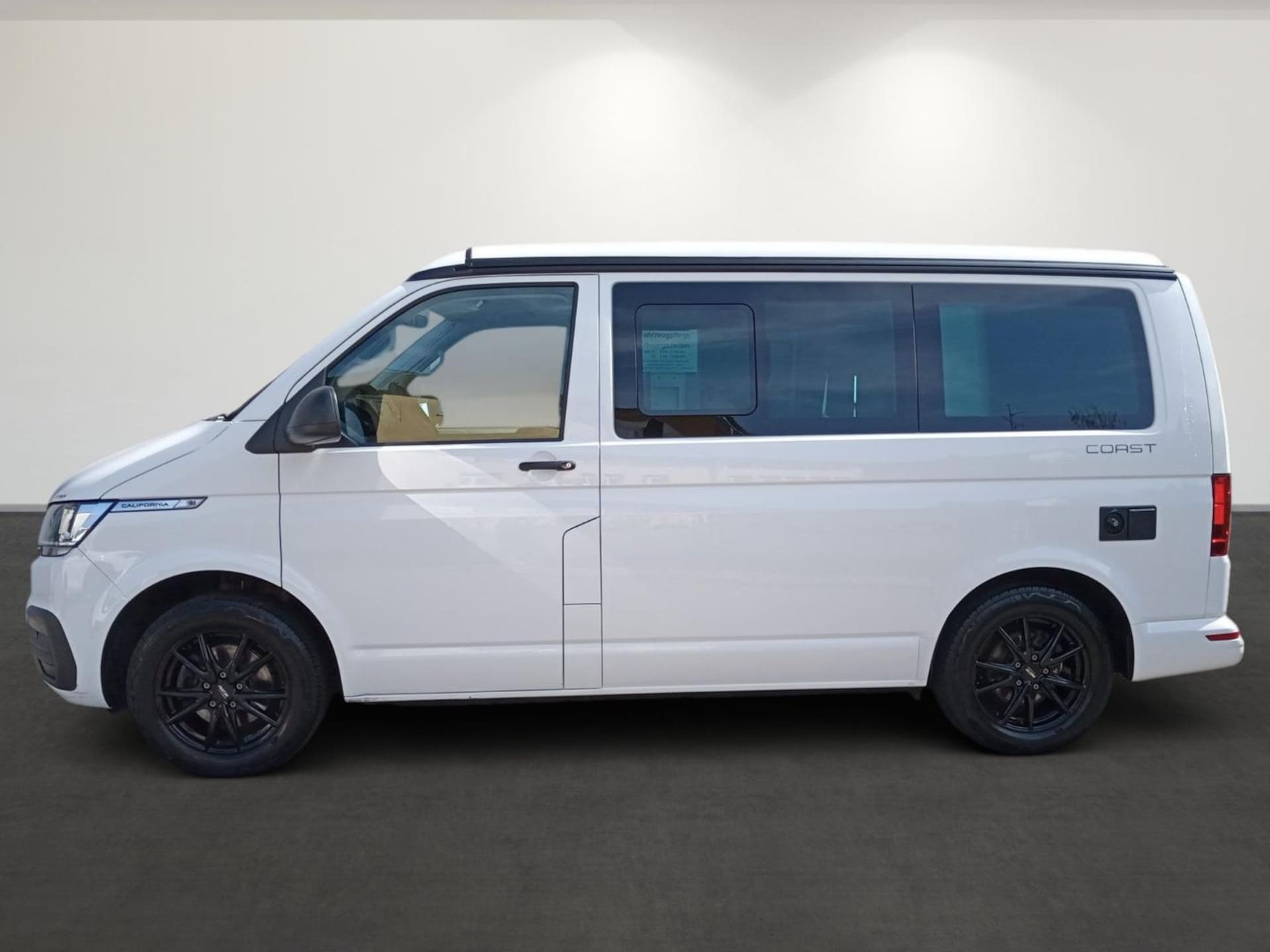 Volkswagen T6.1 California Coast