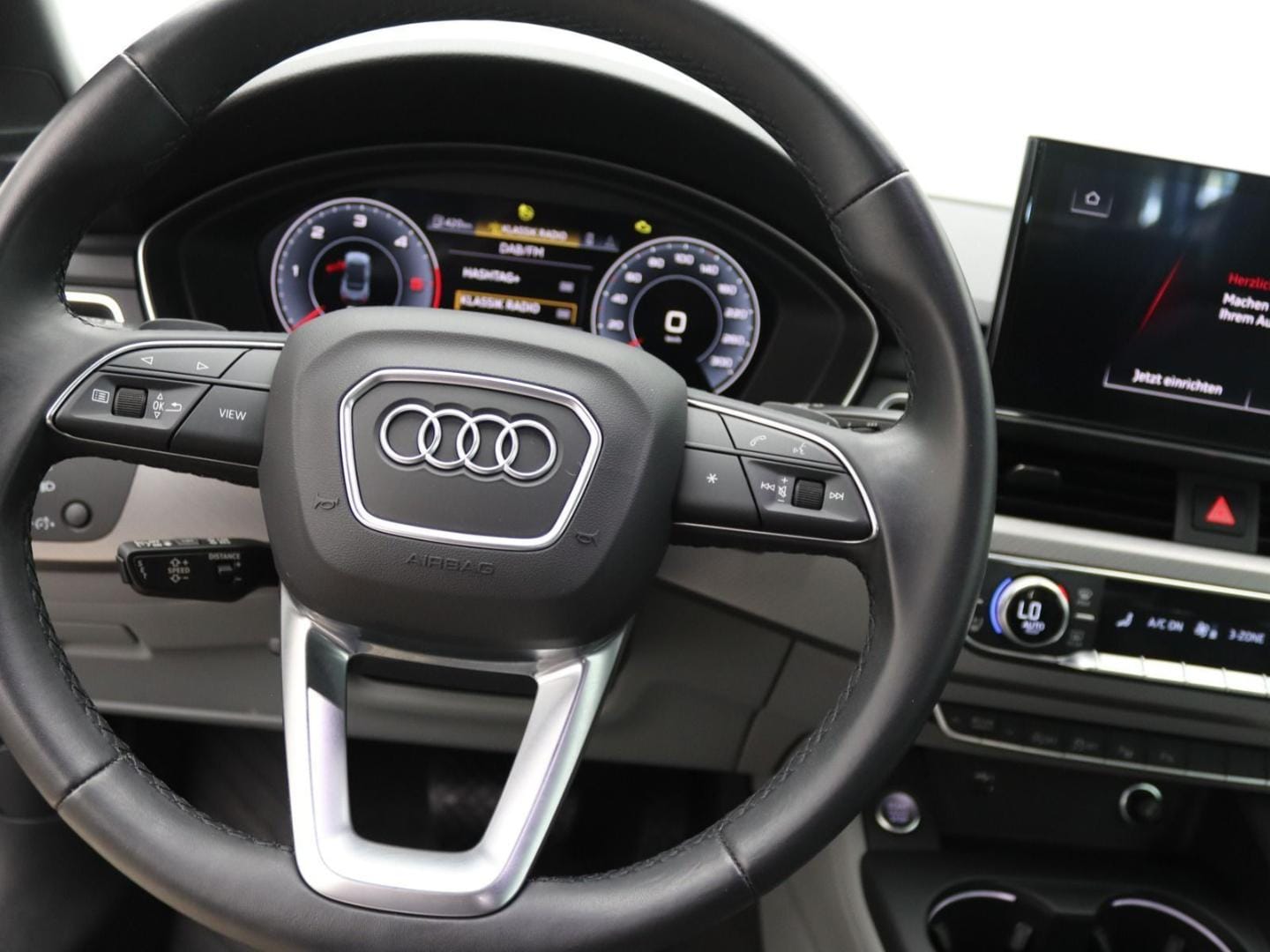 Bild über Audi A5 Cabriolet advanced 40 TDI S tronic - für weitere Informationen kontaktieren Sie den Audi Partner