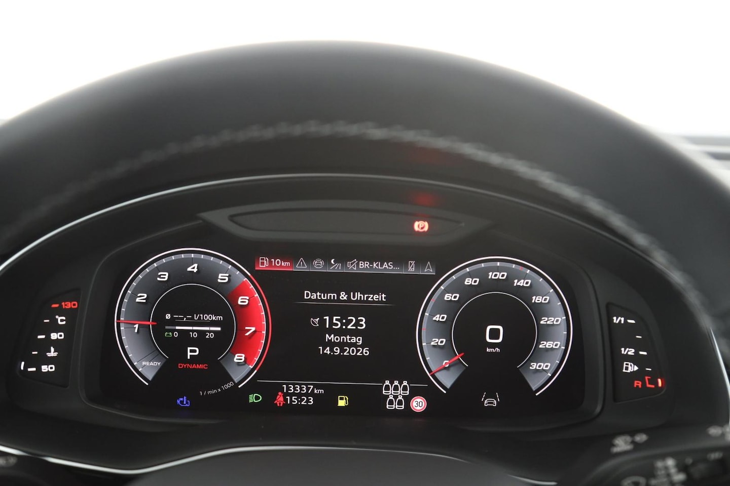 Bild über Audi SQ7 SUV TFSI quattro 373 kW tiptronic - für weitere Informationen kontaktieren Sie den Audi Partner