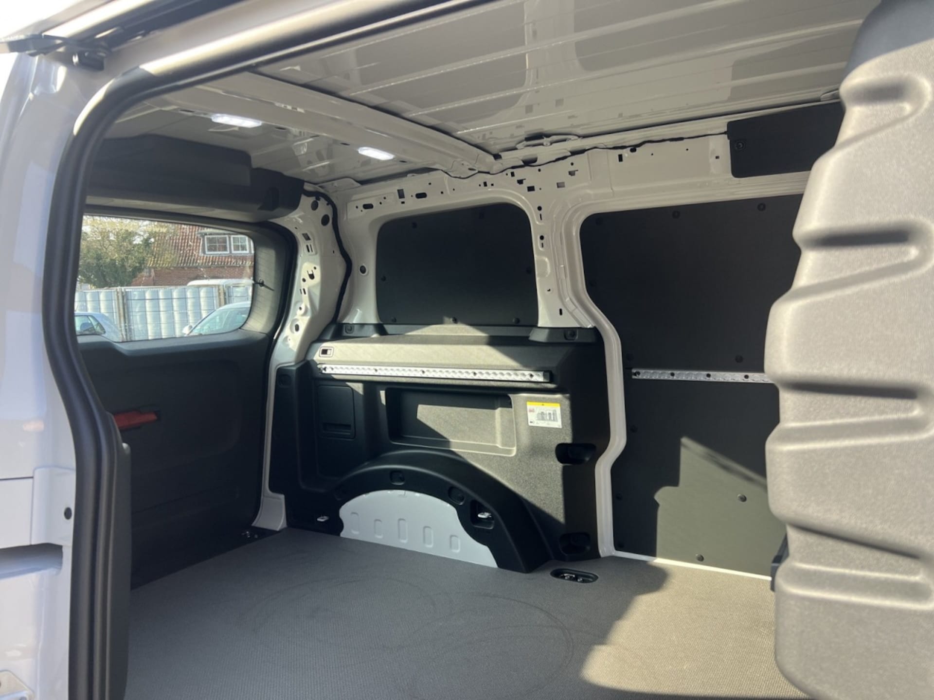 Volkswagen ID. Buzz Cargo Basis-Modell