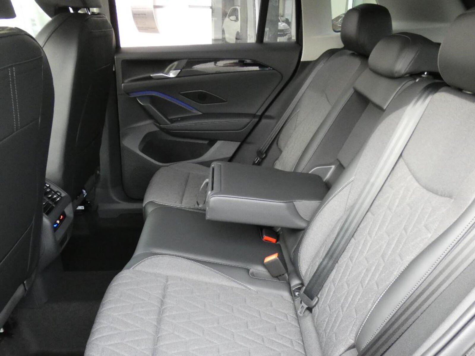 Volkswagen Tiguan – Bild 9