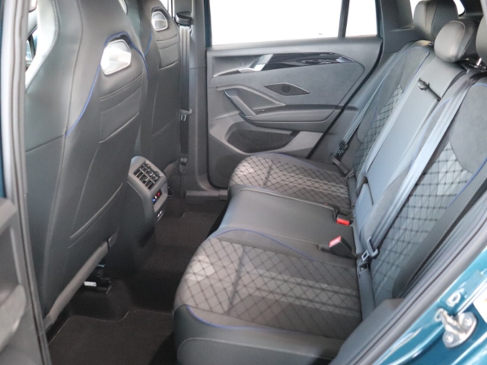 Volkswagen Tiguan – Bild 13