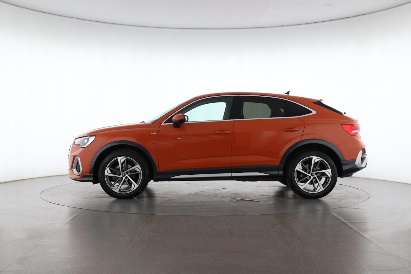 Bild über Audi Q3 Sportback S line 35 TFSI S tronic - für weitere Informationen kontaktieren Sie den Audi Partner