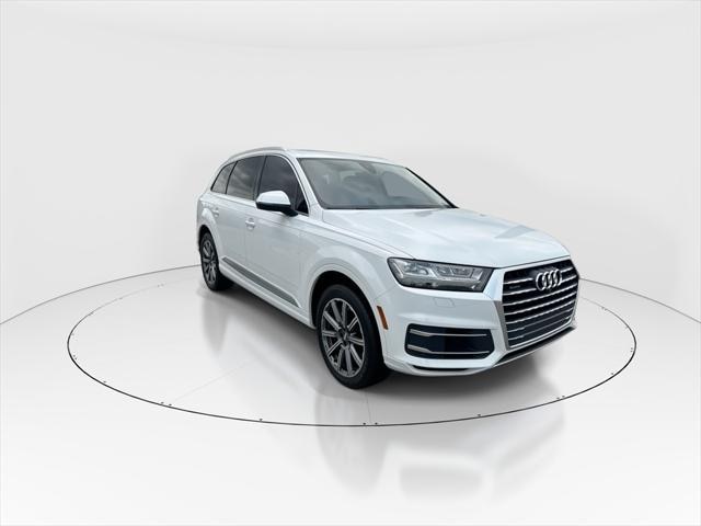 Used 2019 Audi Q7 Premium Plus with VIN WA1LAAF73KD014209 for sale in Kansas City