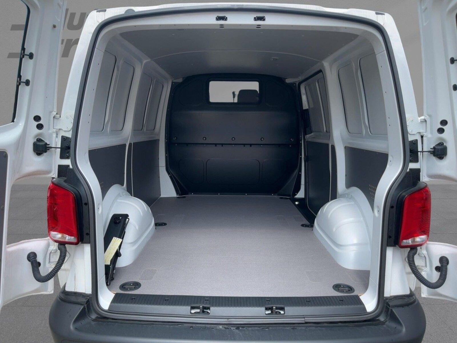 Volkswagen T6.1 Transporter Kasten kurzer Radstand – Bild 5