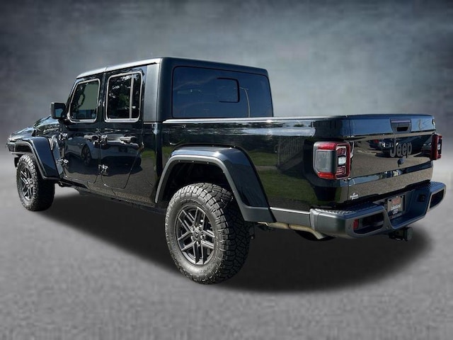 2024 Jeep Gladiator