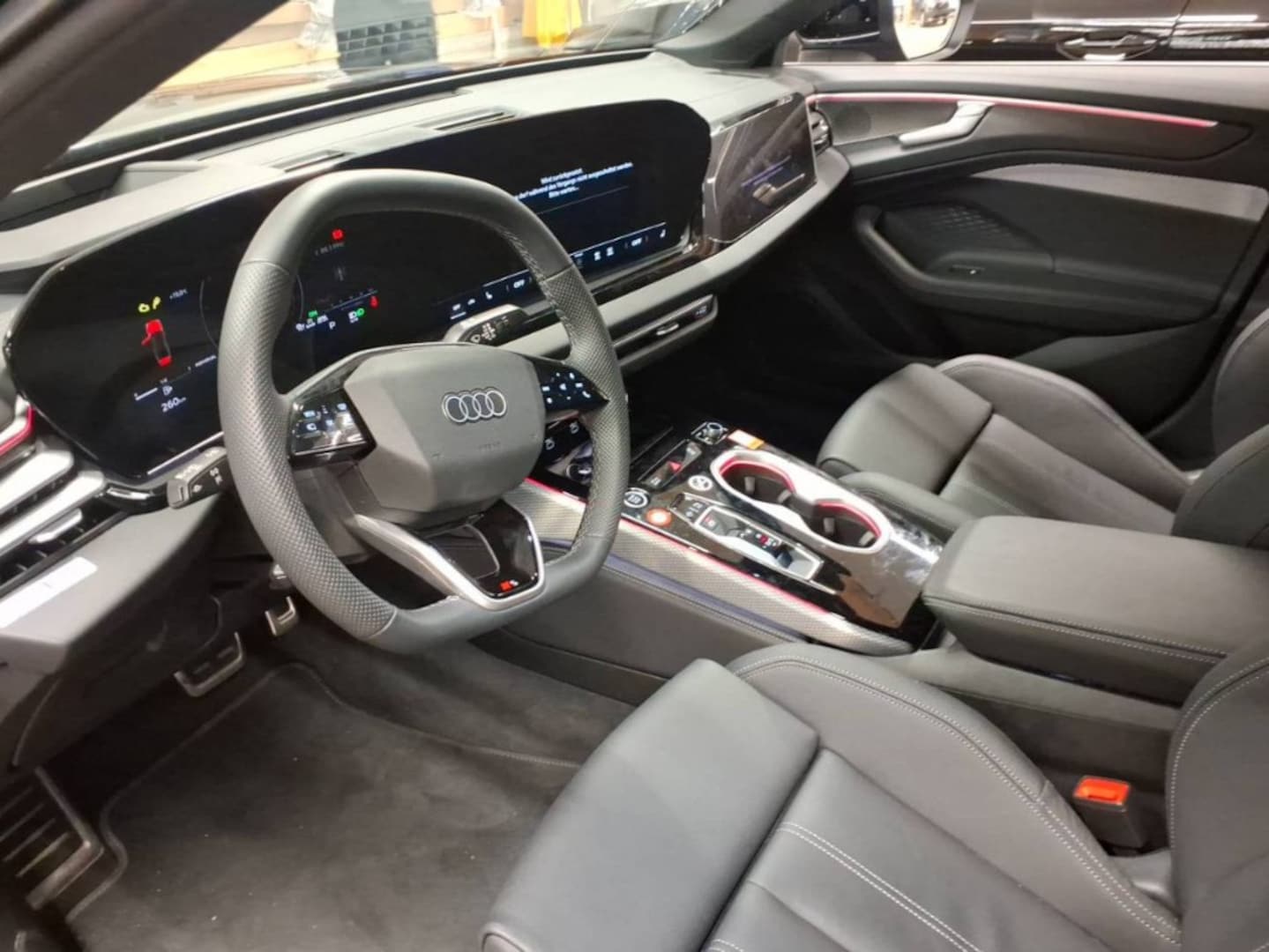 Bild über Audi A6 Limousine TDI quattro 150 kW S tronic - für weitere Informationen kontaktieren Sie den Audi Partner