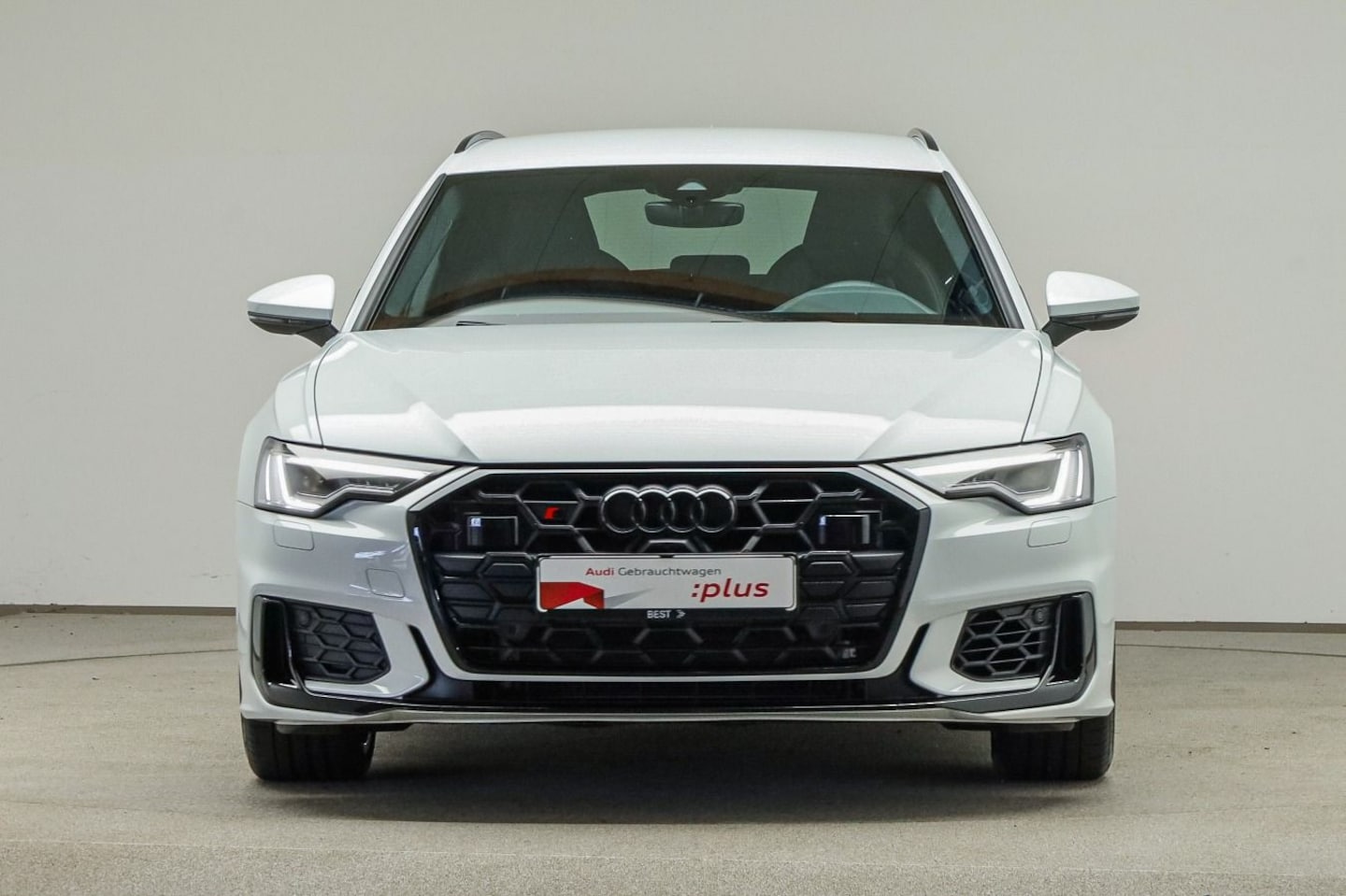 Bild über Audi S6 Avant TDI quattro tiptronic - für weitere Informationen kontaktieren Sie den Audi Partner
