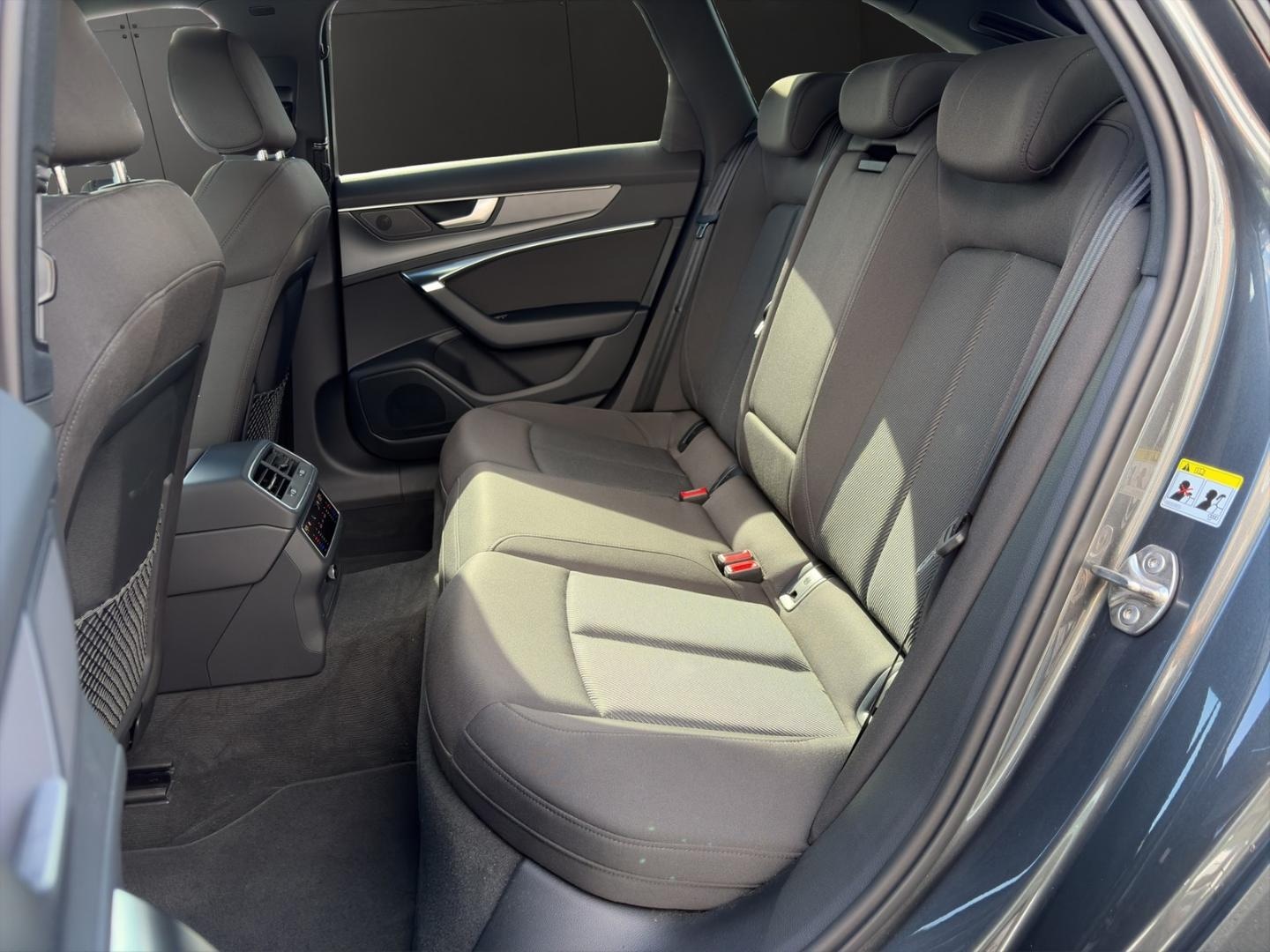 Bild über Audi A6 Avant S line 40 TDI S tronic - für weitere Informationen kontaktieren Sie den Audi Partner