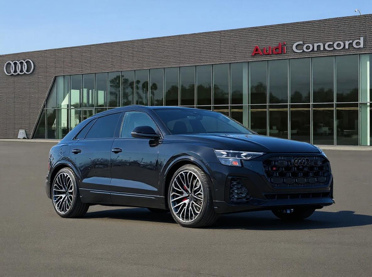 2026 Audi SQ8 Prestige quattro's photo