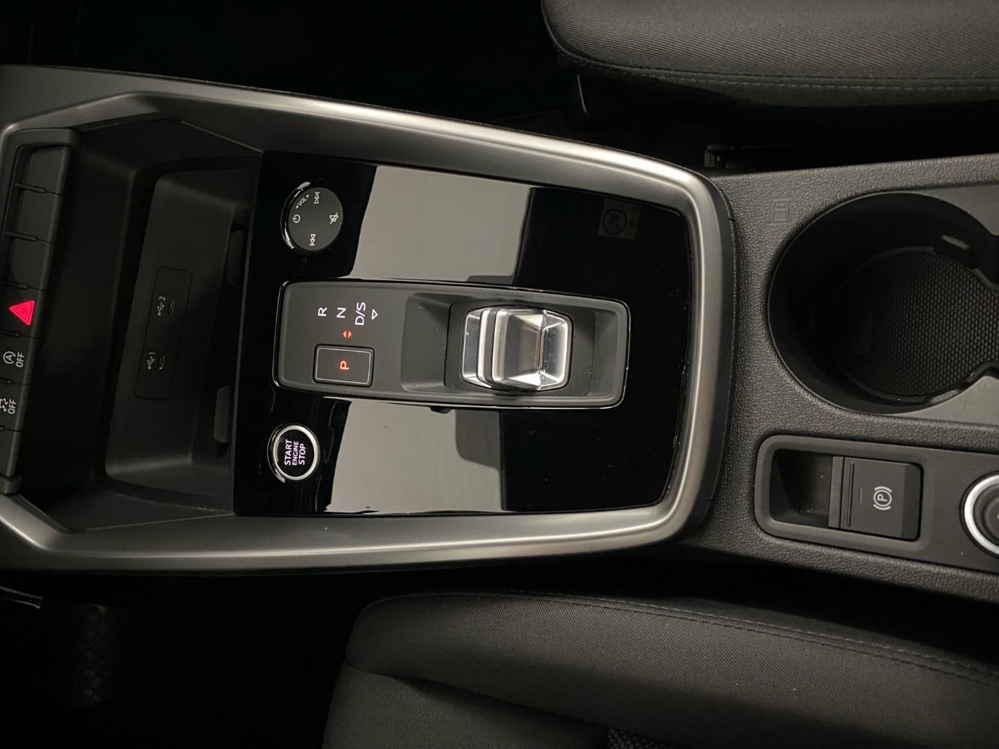 Bild über Audi A3 Sportback 30 TFSI S tronic - für weitere Informationen kontaktieren Sie den Audi Partner